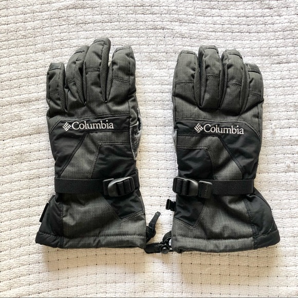 Columbia Other - SOLD ✨ Columbia Snow Gloves